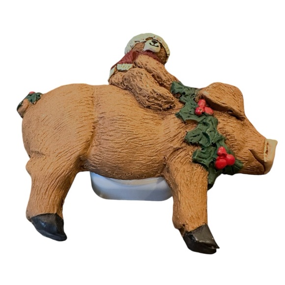 Santa Bear riding Pig Wind-Up Musical Ornament 'Santa Claus is coming to town' - Picture 3 of 14